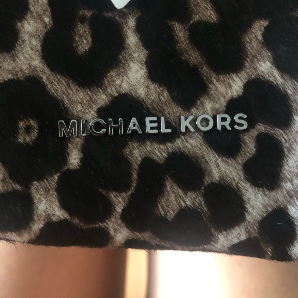 NEVER USED BEFORE MK PURSE